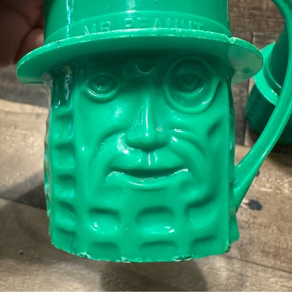 Vintage 1960s Mr. Peanut Mug Set